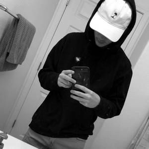 Meet your Posher, Aaron